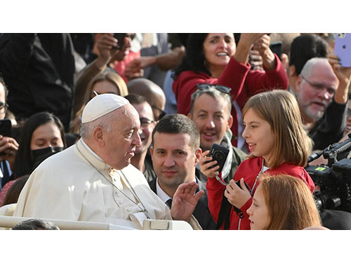 Popiežiaus katechezė: kas myli, tampa panašus į mylimąjį