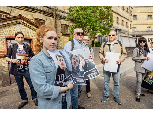 Vilniuje akcijos metu simboliškai „išlaisvinti“ 35 Baltarusijoje kalintys žurnalistai